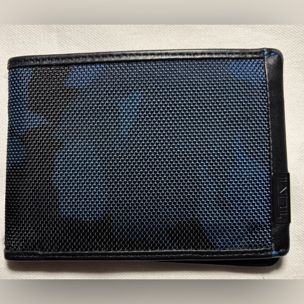 Tumi Black and Navy Slim Card Case with Leather Trim